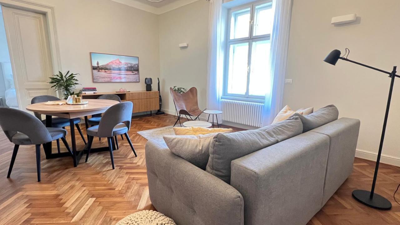 Riverside Apartment Любляна Екстериор снимка
